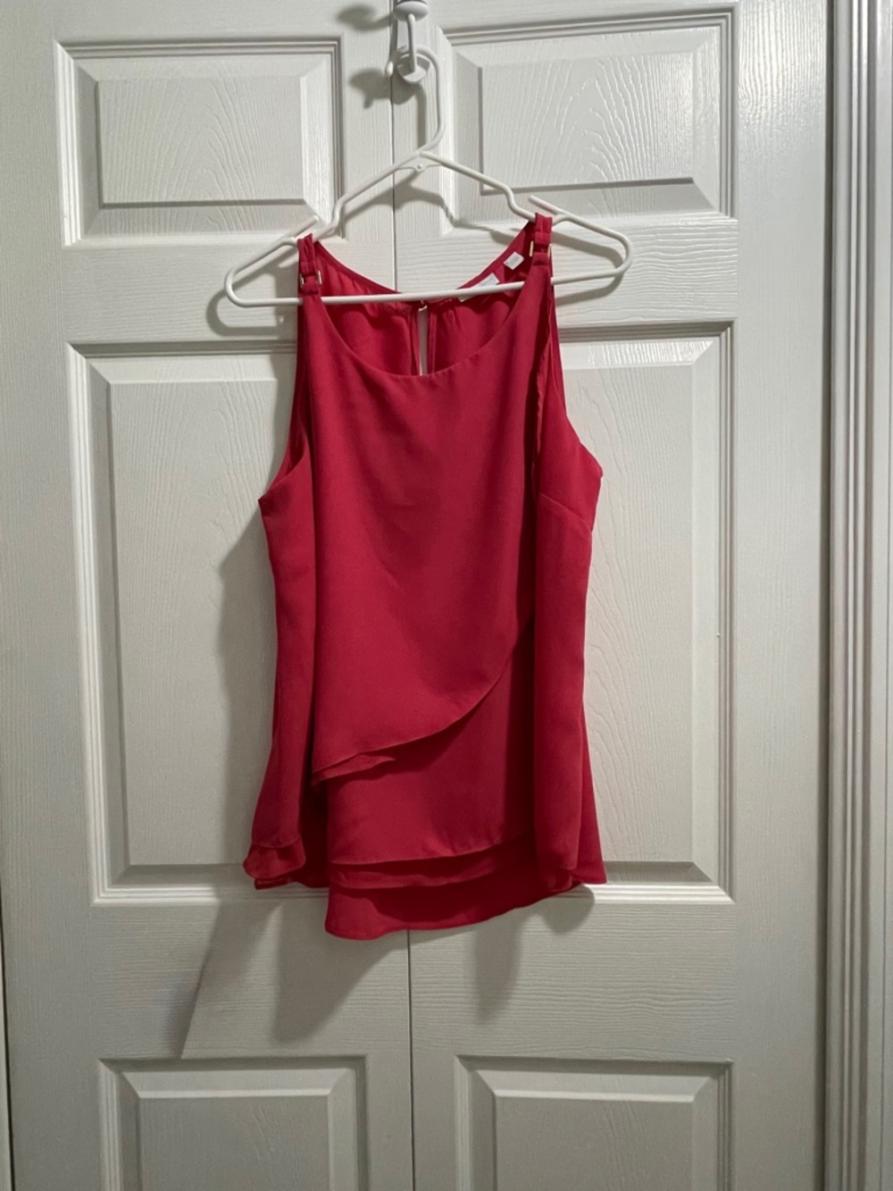 New York & Company Red Sleeveless Dressy Shell